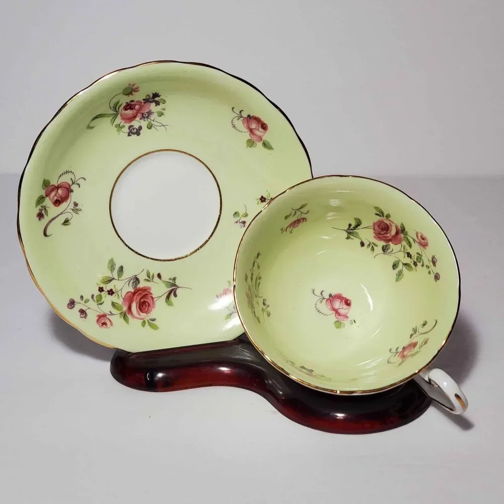 Victoria C&E Teacup and Saucer Pink Flowers Vintage